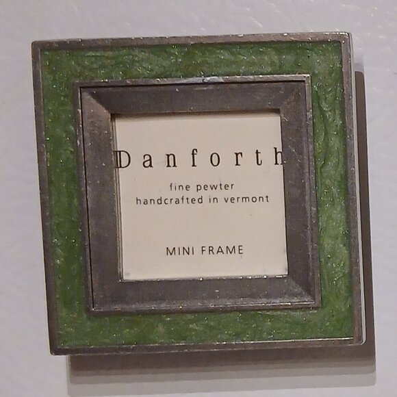 Danforth Pewter Magnetic Mini Frames w/ BONUS Magnetic Snowflake & Metal Flower - Picture 4 of 8